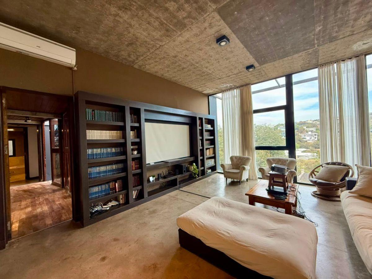 Foto de Casa en venta en Estancia Q2 Mendiolaza con departamento independiente, imagen 1