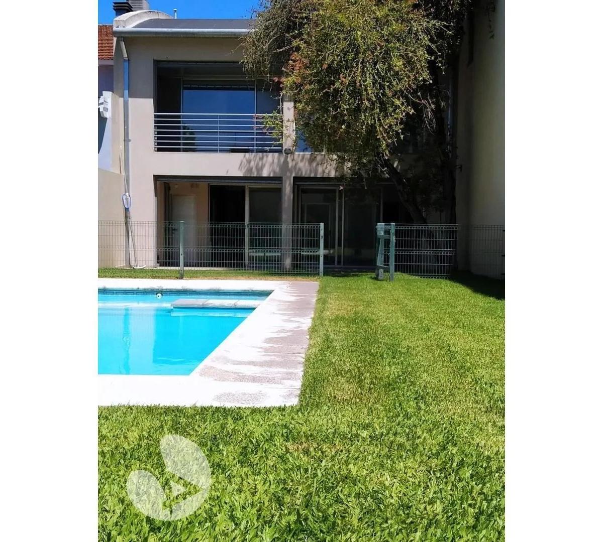 Moderna Casa en Acassuso Una Casa Diferente, Funcional y Exc 3