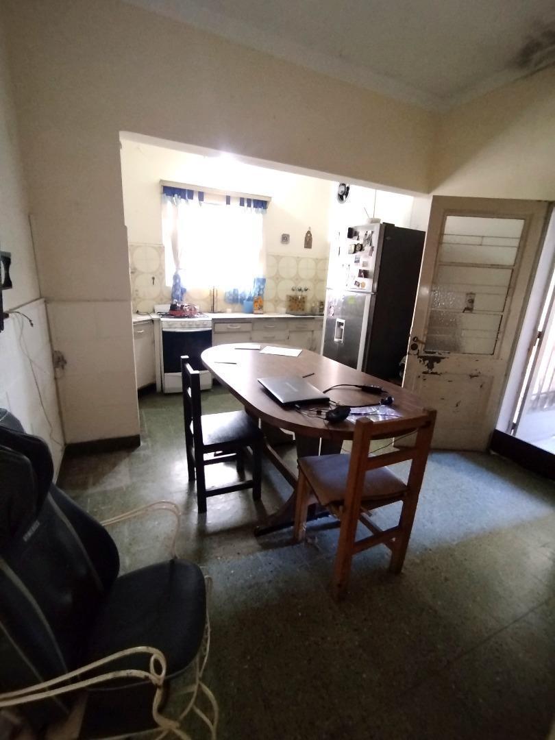 Foto de Casa 3 ambientes sobre lote de 10X 20 - OPORTUNIDAD -Beccar., imagen 3