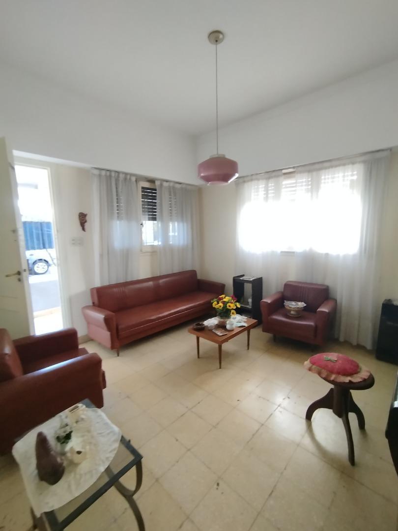 Foto de Casa 3 ambientes sobre lote de 10X 20 - OPORTUNIDAD -Beccar., imagen 4