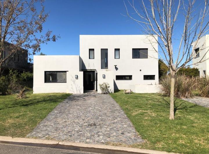 Casa  en Alq. Temporario en El Cantón, Escobar, G.B.A. Zona Norte 1