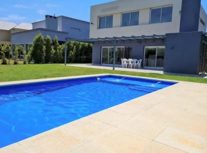 Casa  en Alquiler en Los Lagos, Nordelta, Tigre 3