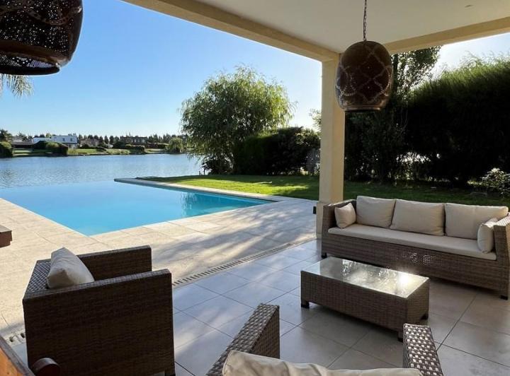 Casa  en Alquiler en San Francisco, Villanueva, Tigre 1
