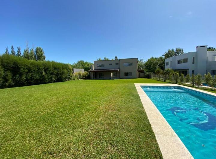 Casa  en Alquiler en Santa Catalina, Villanueva, Tigre 5