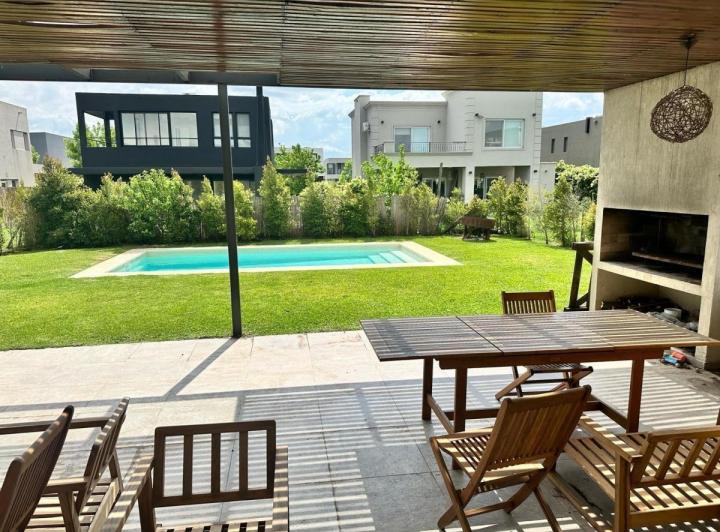 Casa  en Alq. Temporario en Castaños, Nordelta, Tigre 1