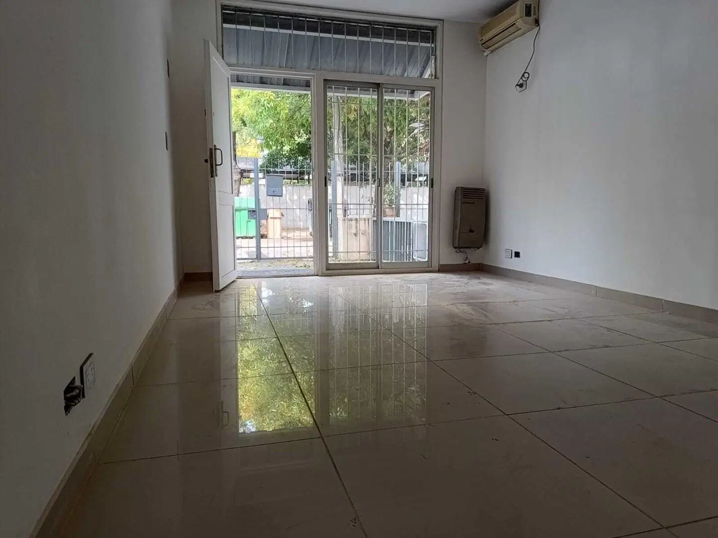 Departamento Triplex  en Venta en Versalles, Capital Federal, Buenos Aires 2