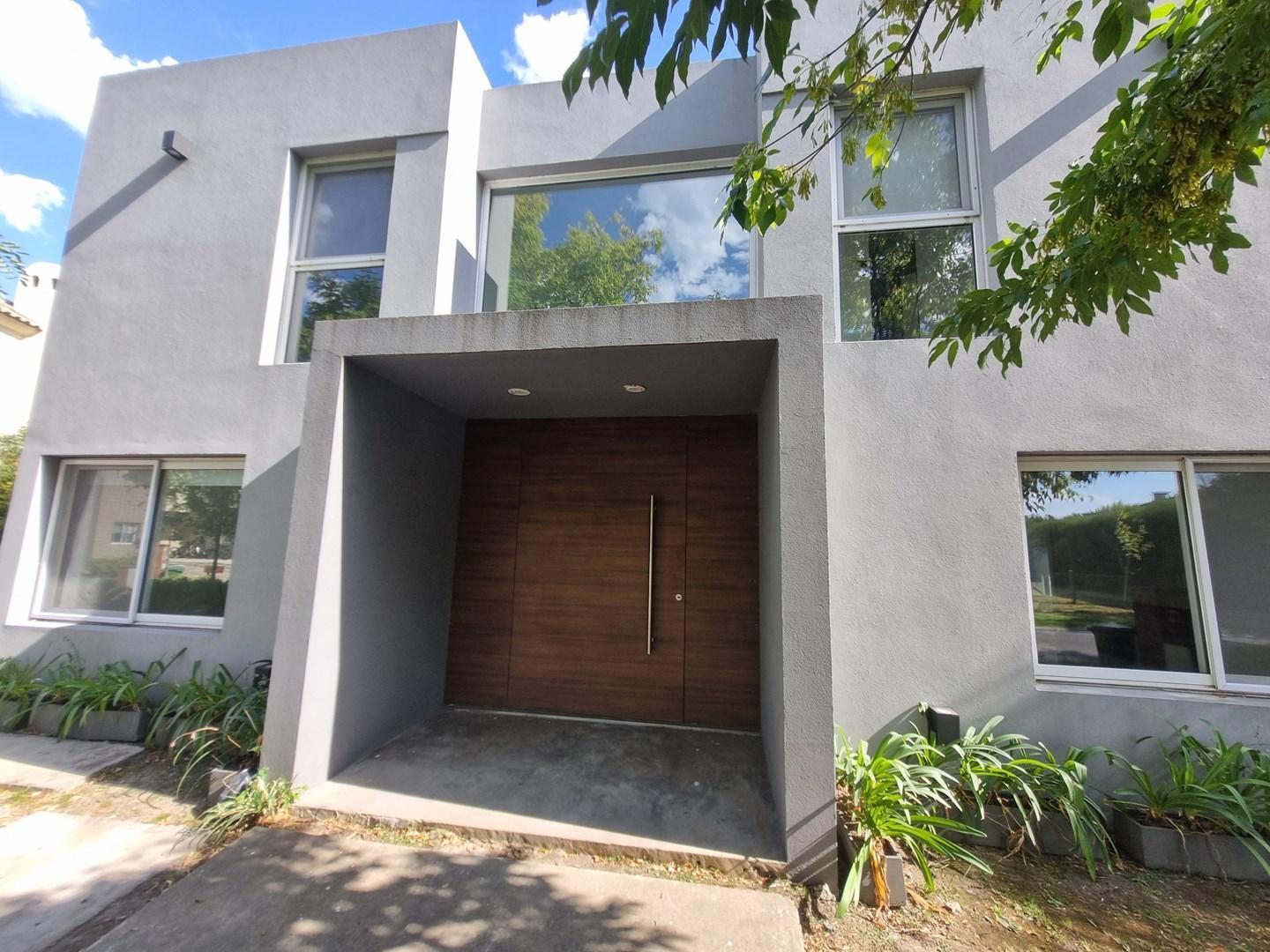 Casa  en Alquiler en Los Sauces, Nordelta, Tigre