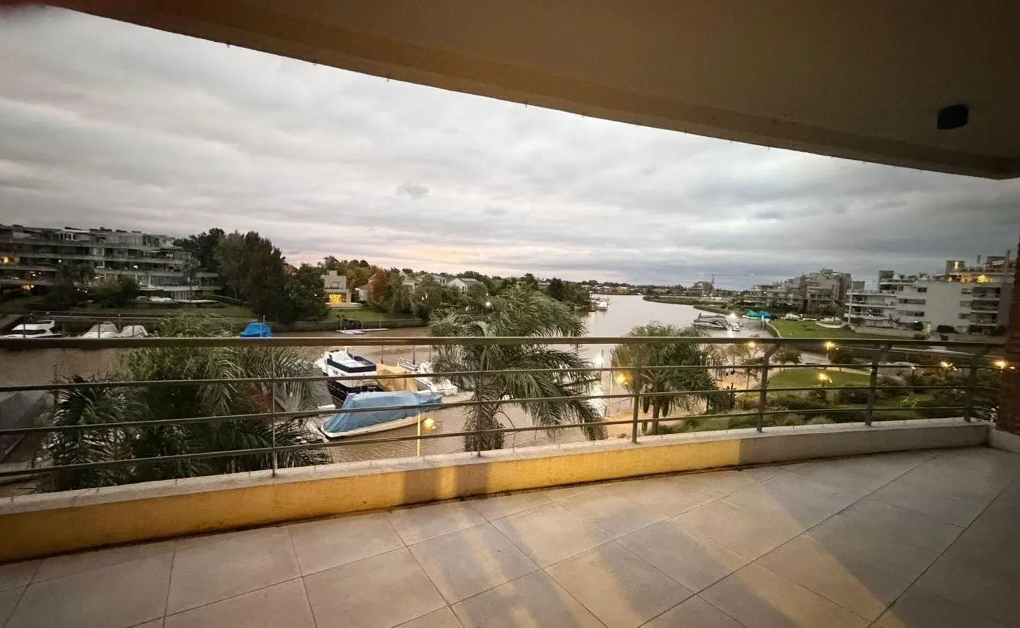Departamento  en Venta en Miradores de la Bahia, Nordelta, Tigre 2