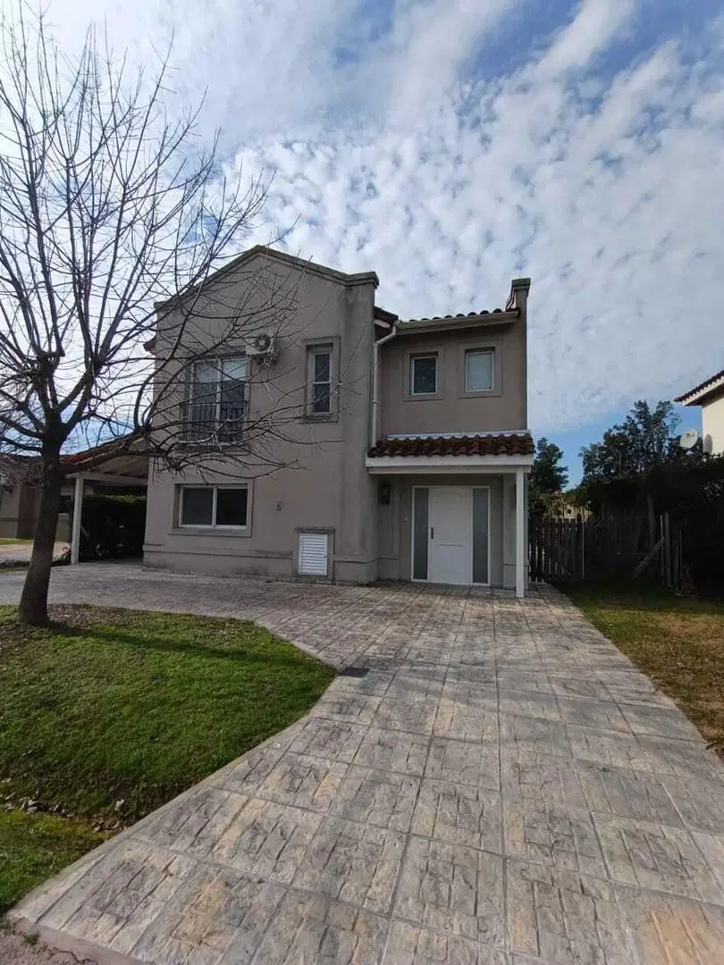 Casa en Venta en La Candela, Pilar, G.B.A. Zona Norte 2