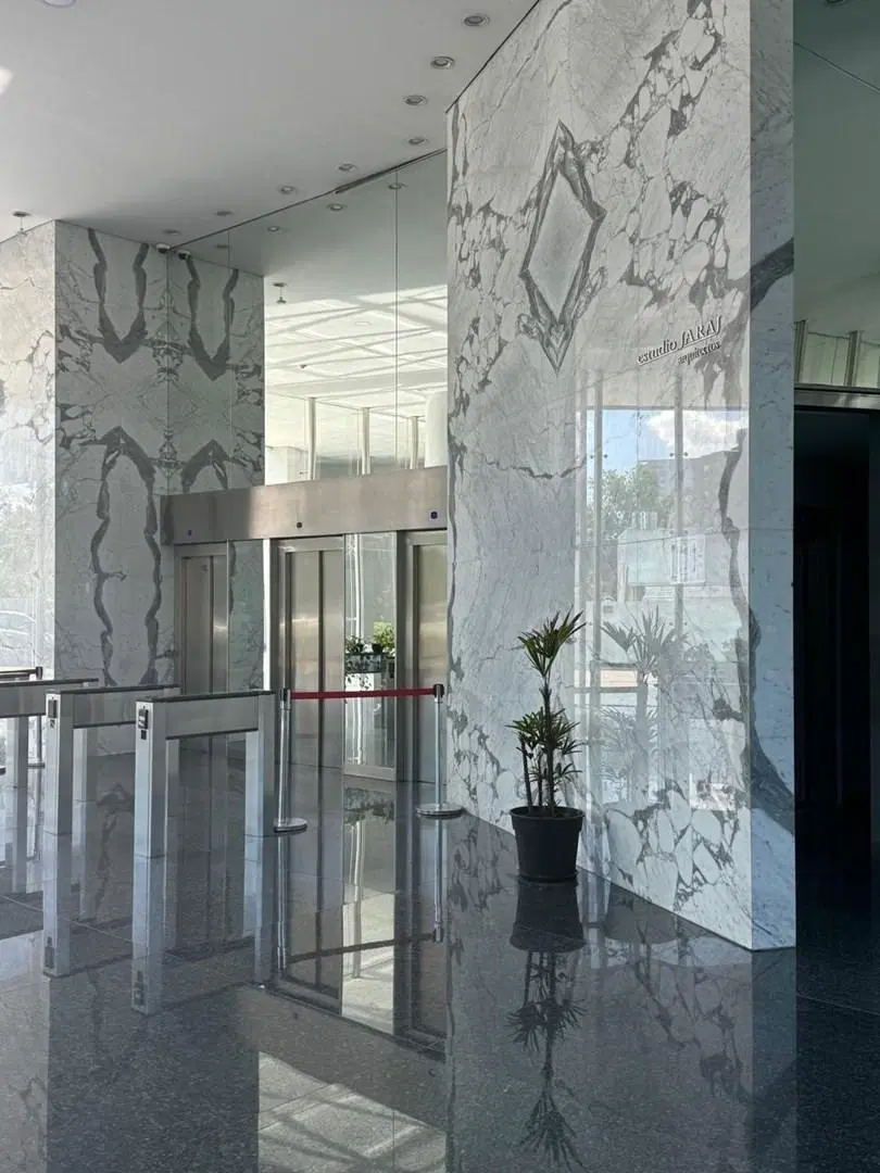 Oficina  en Venta en Torres de Tigre, Tigre, G.B.A. Zona Norte 2