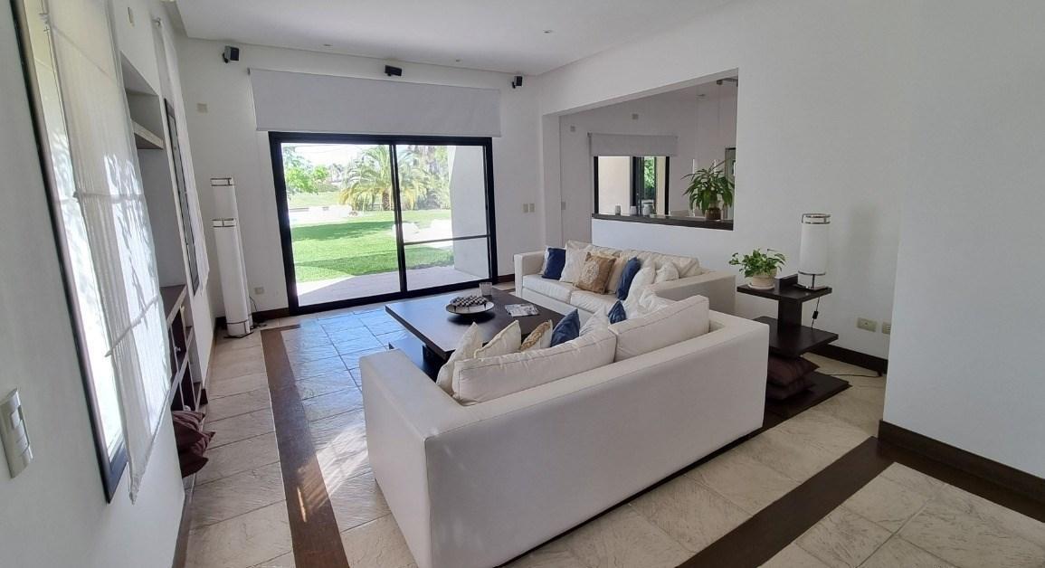 Casa en Venta en Santa Catalina, Villanueva, Tigre
