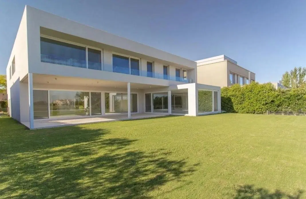 Casa  en Venta en El Golf, Nordelta, Tigre 3