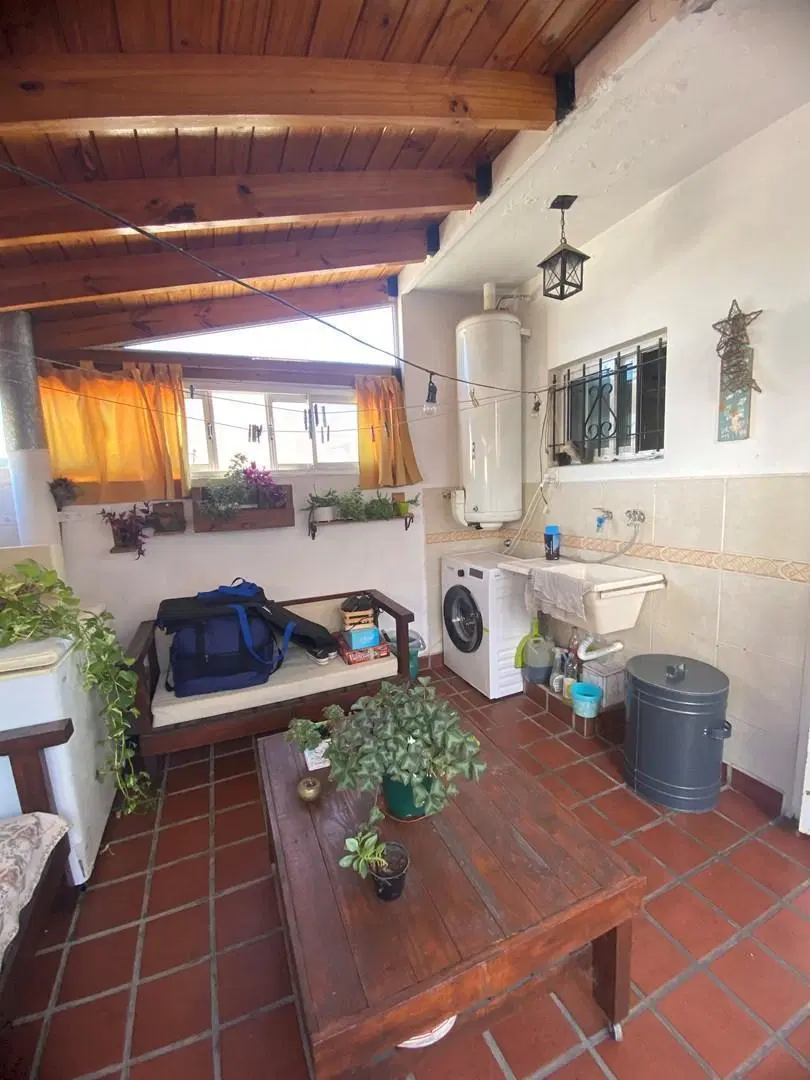 Casa  en Venta en Munro, Vicente López, G.B.A. Zona Norte 5
