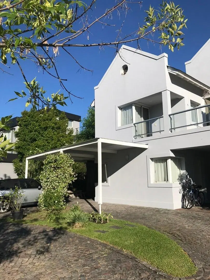 Casa Chalet  en Venta en Los Castores, Nordelta, Tigre 2
