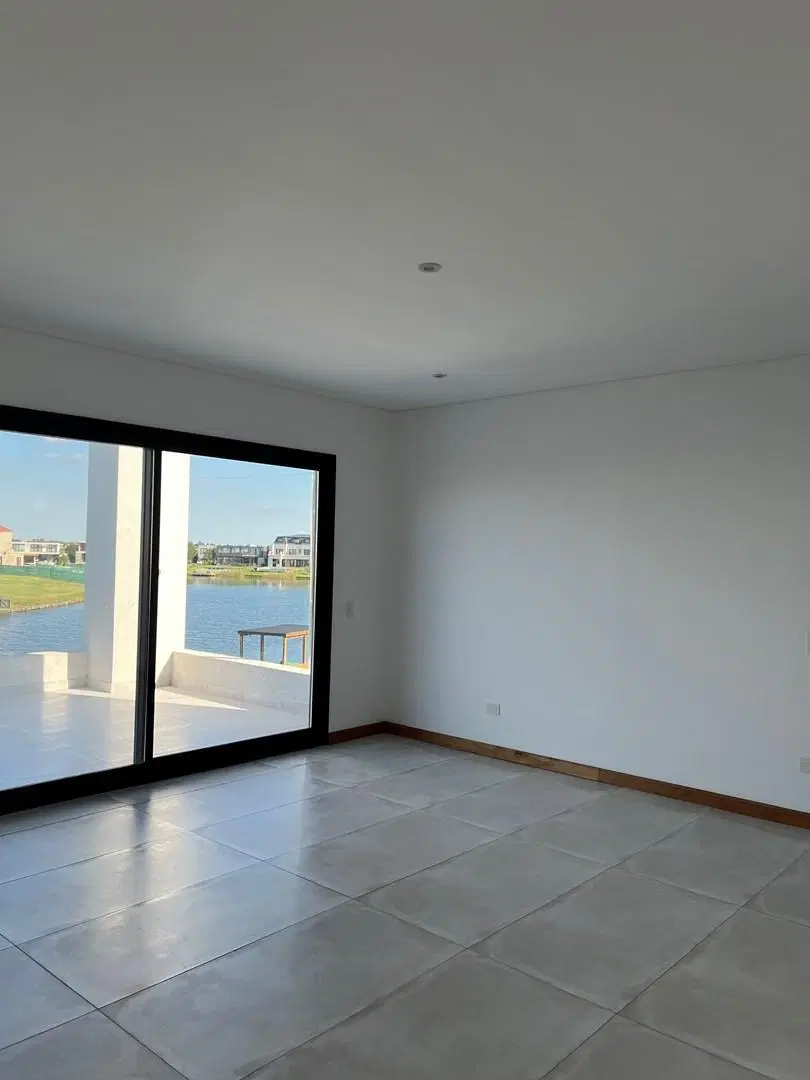 Casa Quinta  en Venta en Muelles, Puertos, Escobar 3