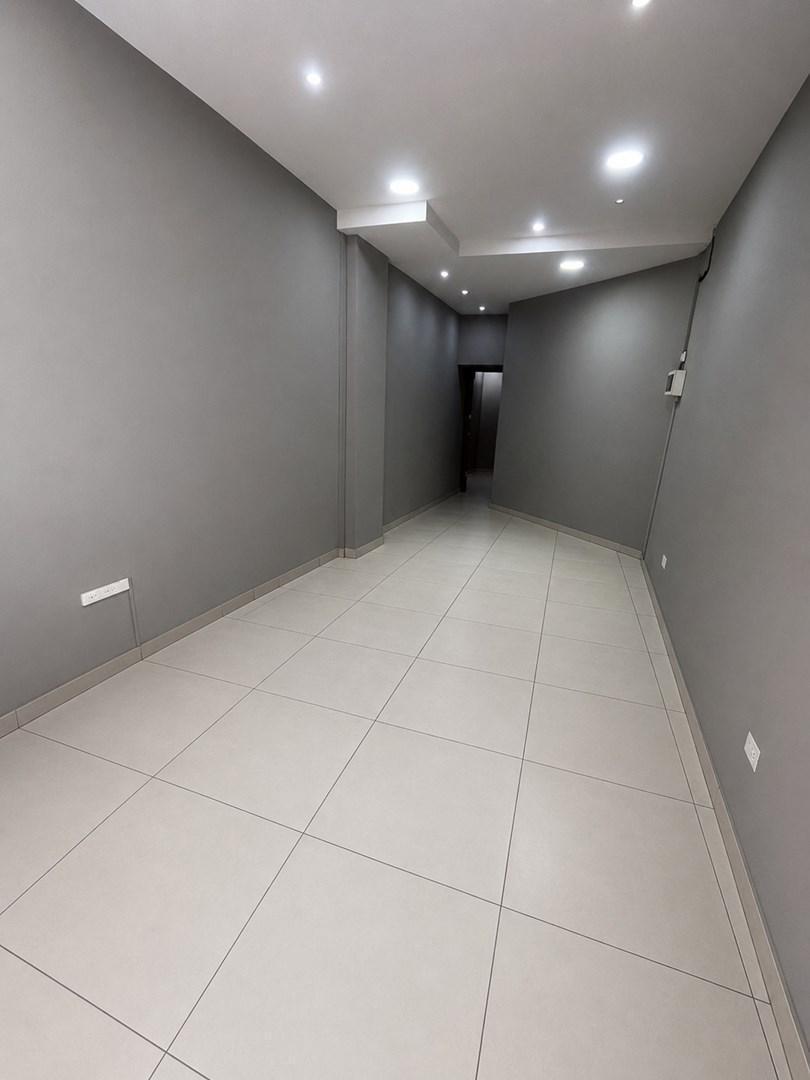 Foto de Local en Alquiler en Monserrat, Capital Federal, Buenos Aires, imagen 1