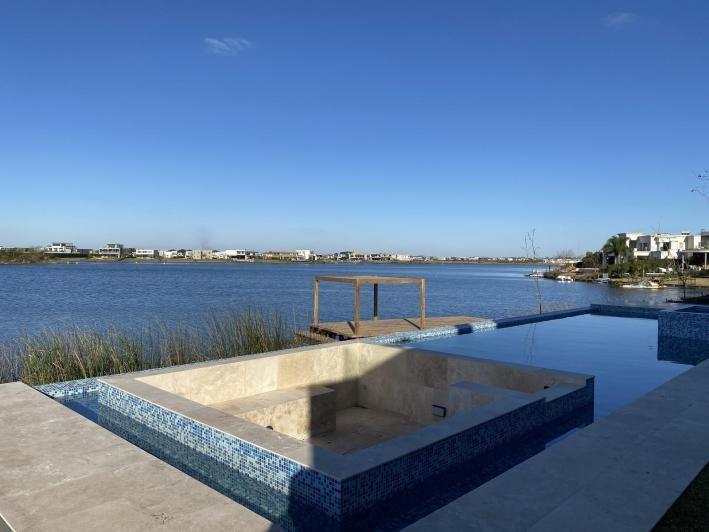 Foto de Casa en Venta en Puertos, Escobar, G.B.A. Zona Norte, imagen 1