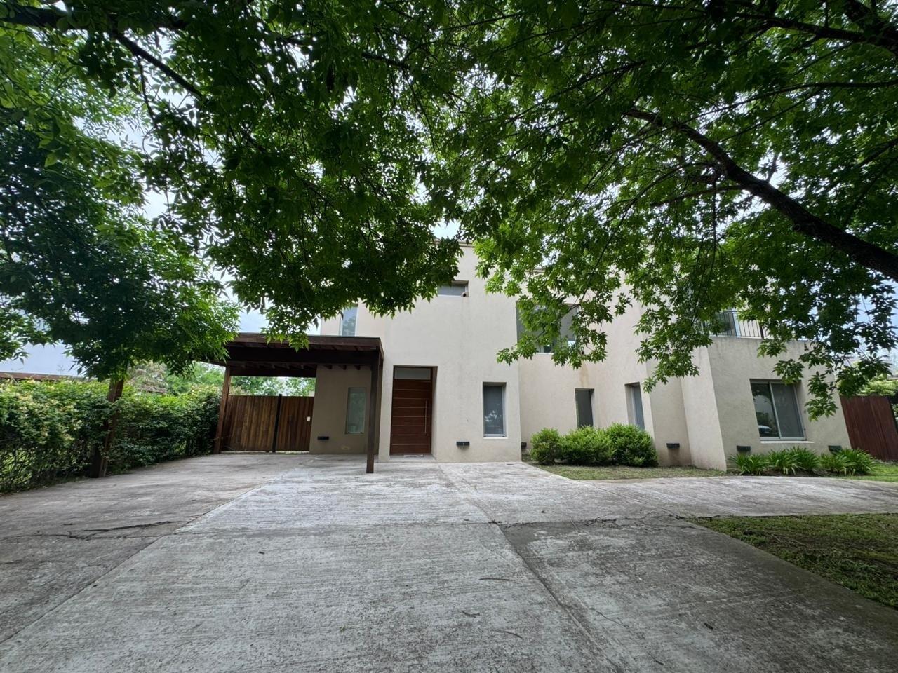 Foto de Casa en Venta en Santa Catalina, Villanueva, Tigre, imagen 2