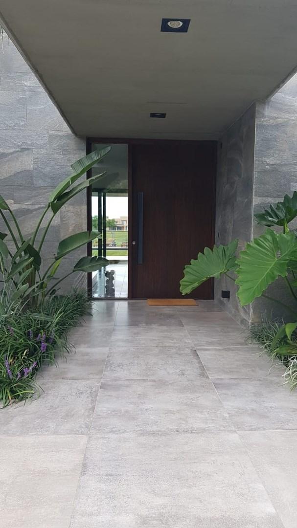 Foto de Casa en Venta en El Yacht, Nordelta, Tigre, imagen 1