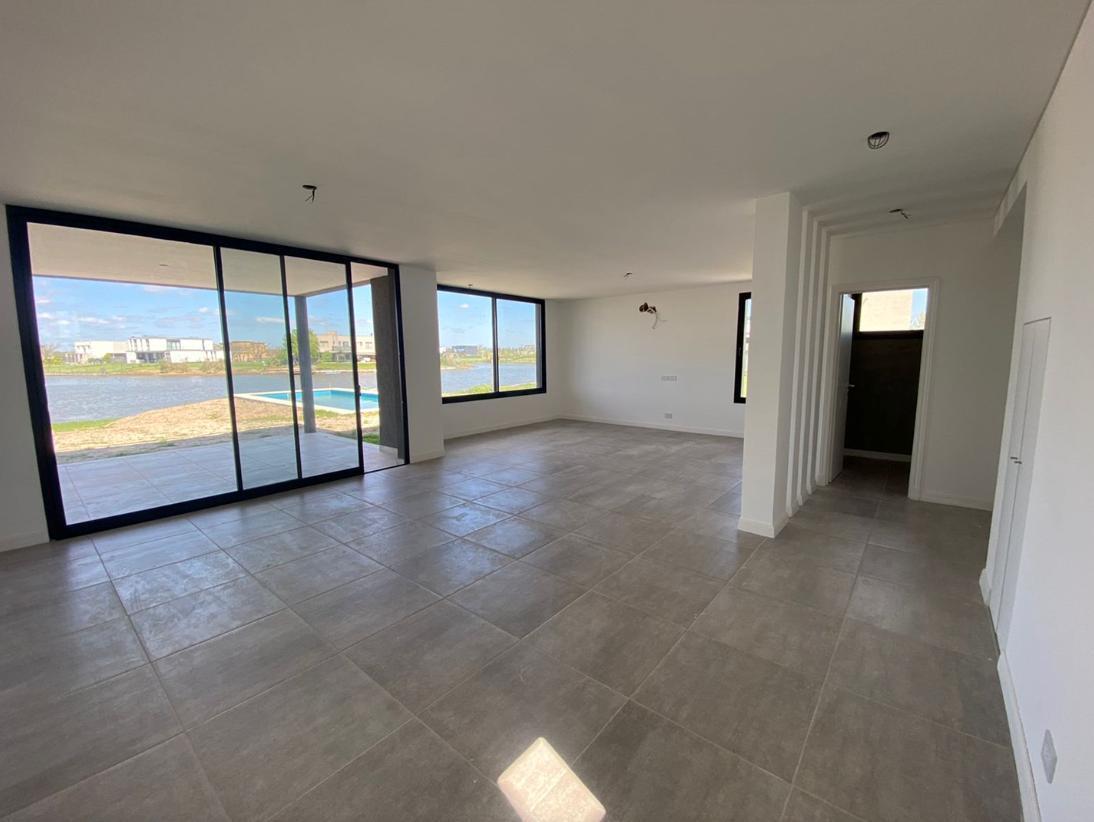 Foto de Casa en Venta en El Cantón, Escobar, G.B.A. Zona Norte, imagen 1