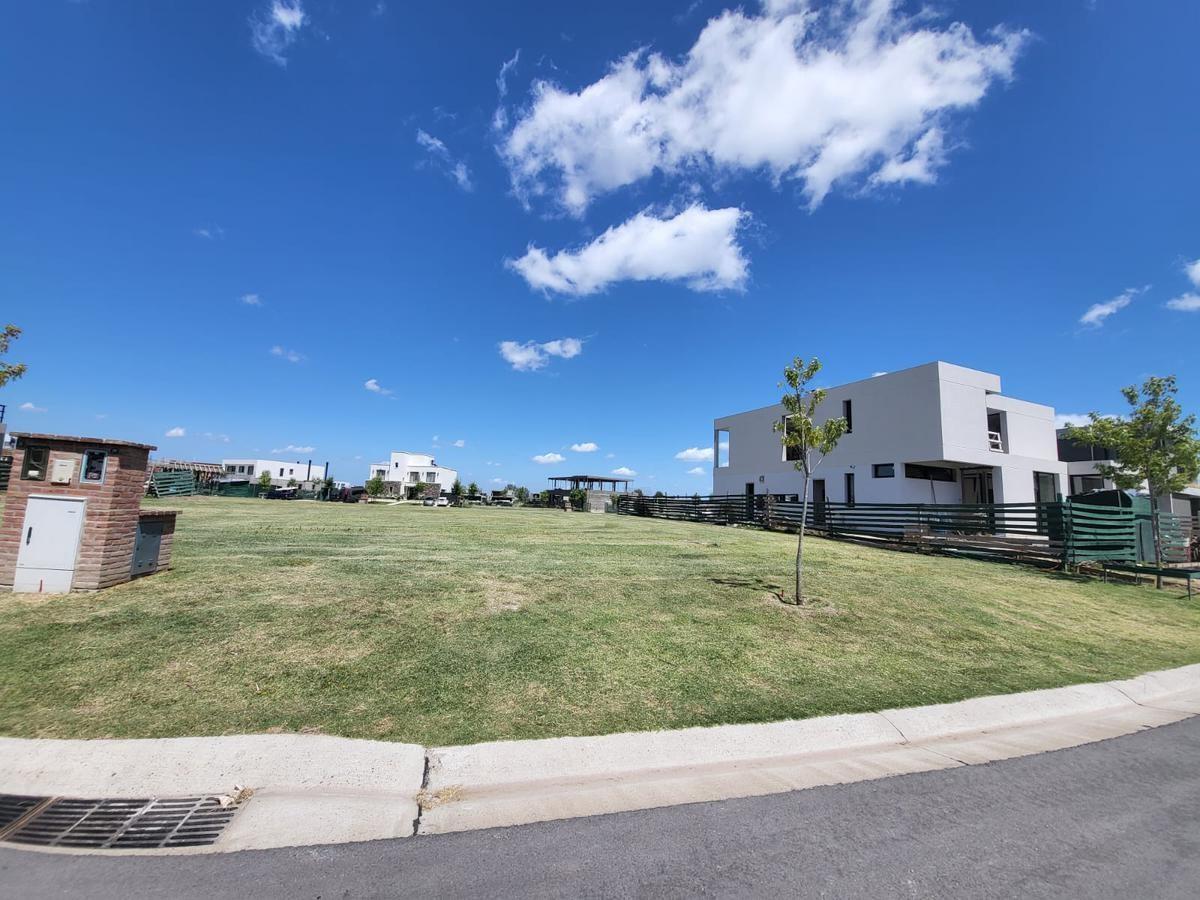 Foto de Terreno Lote en Venta en Carpinchos, Nordelta, Tigre, imagen 1