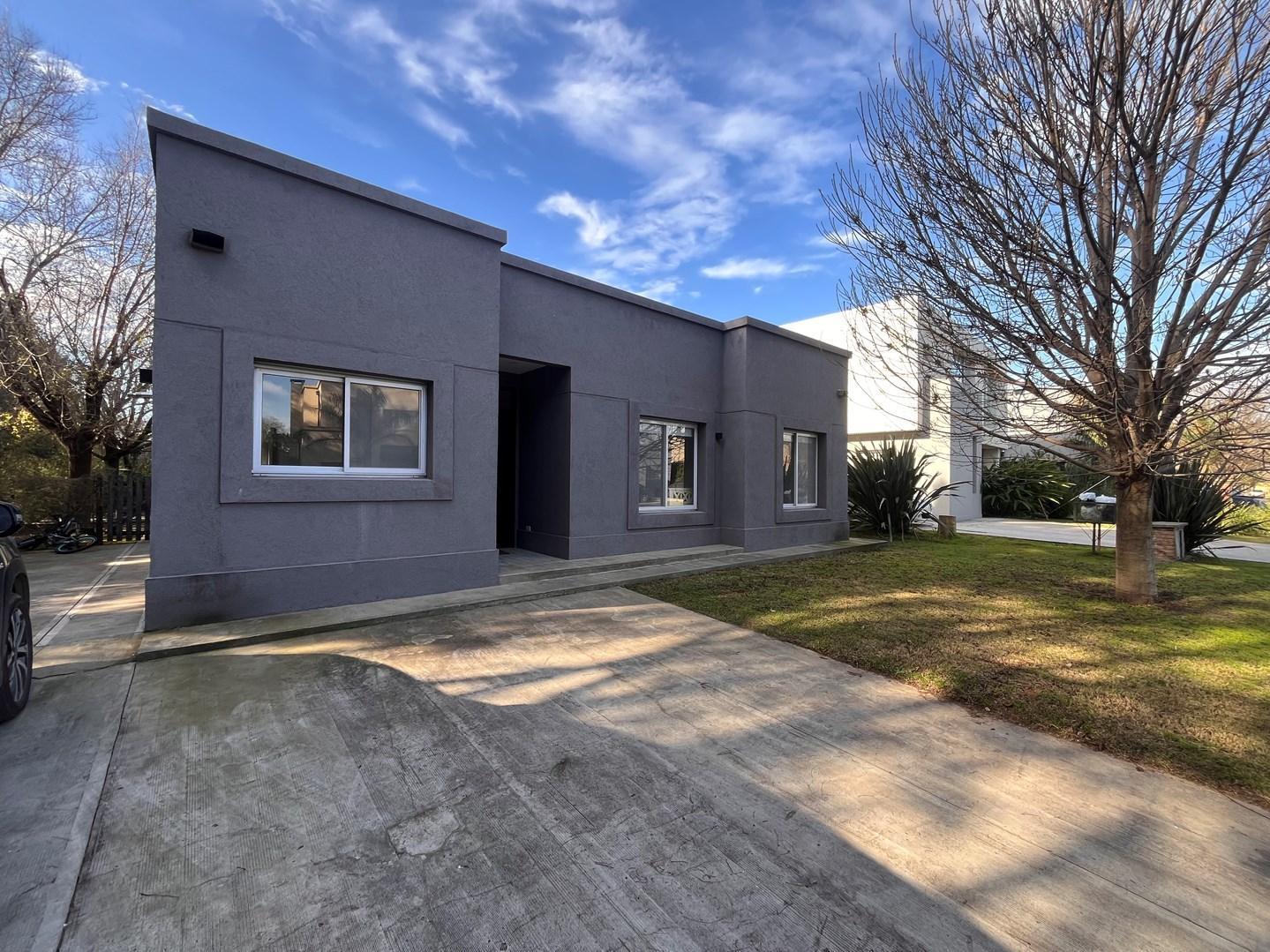 Foto de Casa en Venta en La Comarca, General Pacheco, Tigre, imagen 1
