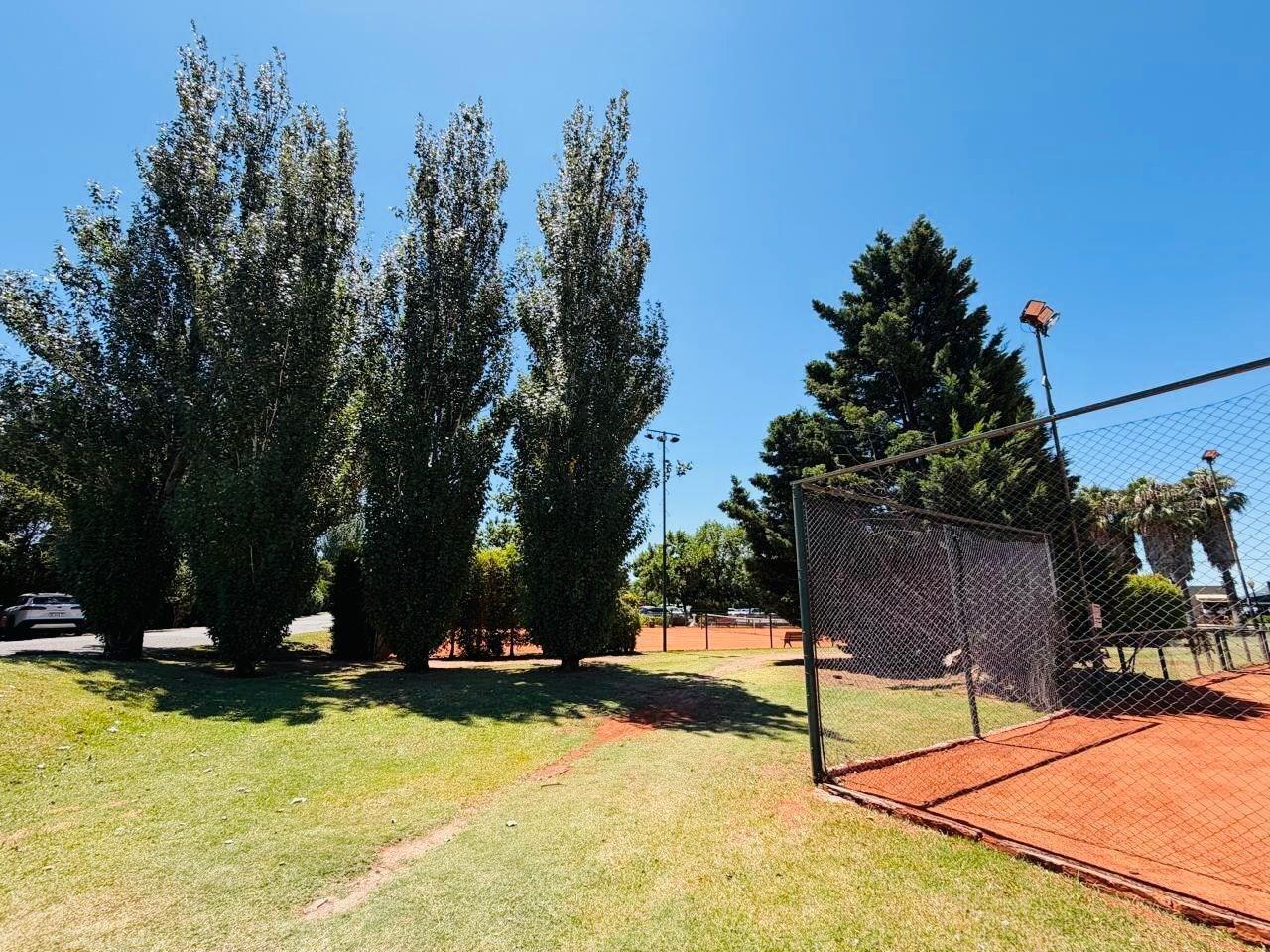 Foto de Terreno Lote en Venta en Casuarinas, Nordelta, Tigre, imagen 3