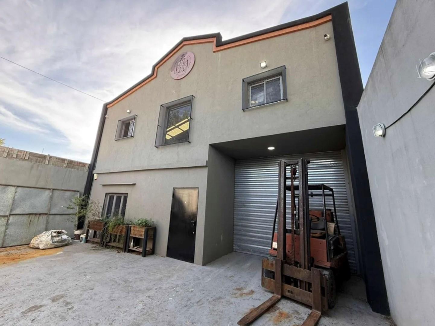 Foto de Depósito en Venta en Villanueva, Tigre, G.B.A. Zona Norte, imagen 2
