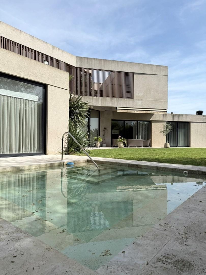 Foto de Casa en Venta en Las Golondrinas, Guillermo Enrique Hudson, Berazategui, imagen 2