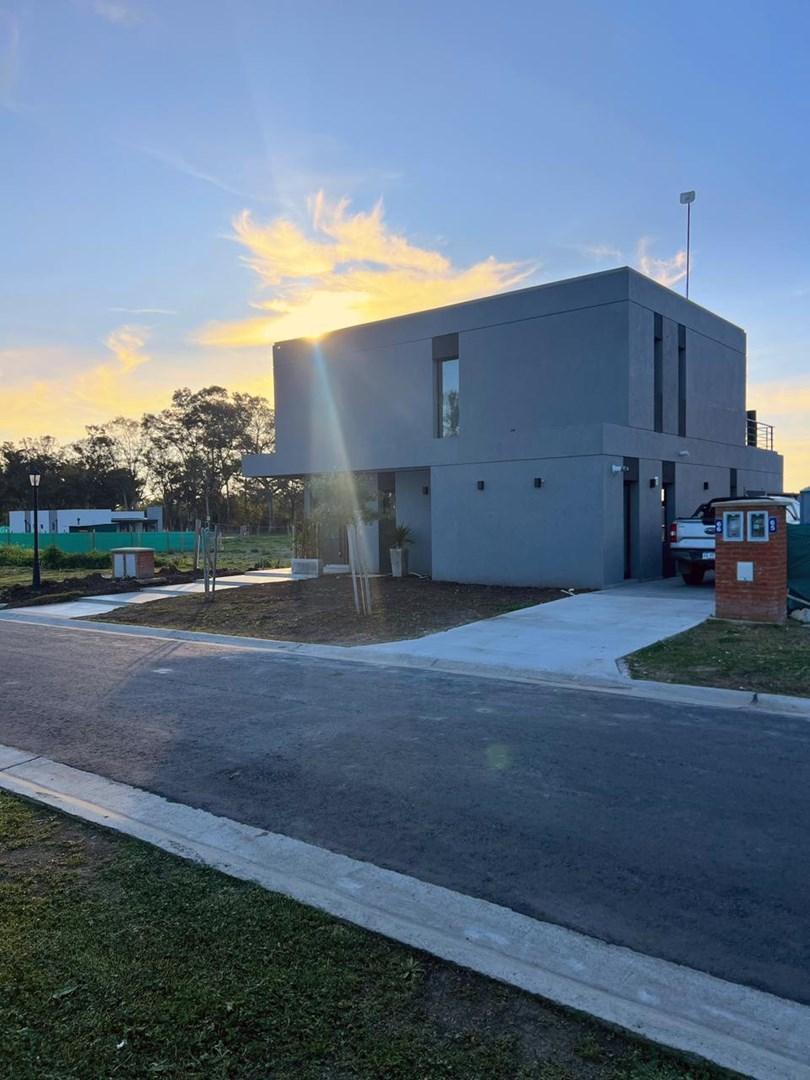 Foto de Casa en Venta en Santa Sofía, Pilar del Este, Pilar, imagen 1