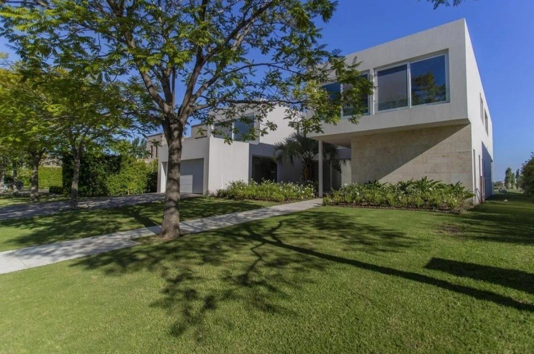 Foto de Casa en Venta en El Golf, Nordelta, Tigre, imagen 1