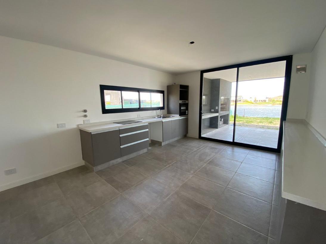 Foto de Casa en Venta en El Cantón, Escobar, G.B.A. Zona Norte, imagen 2