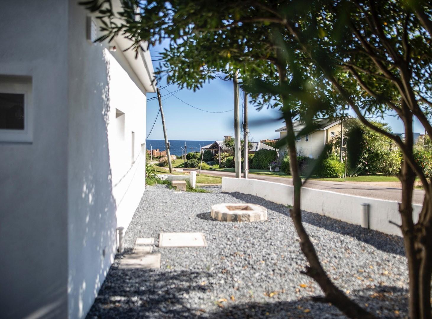 Foto de Casa Chalet en Venta en Punta del Este / Maldonado, Uruguay, imagen 4