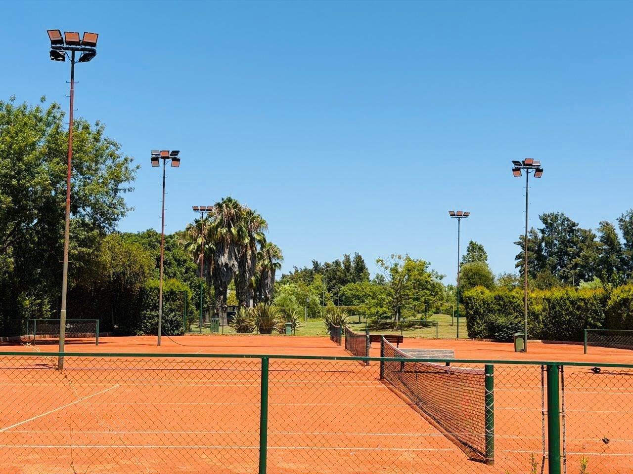 Foto de Terreno Lote en Venta en Casuarinas, Nordelta, Tigre, imagen 3