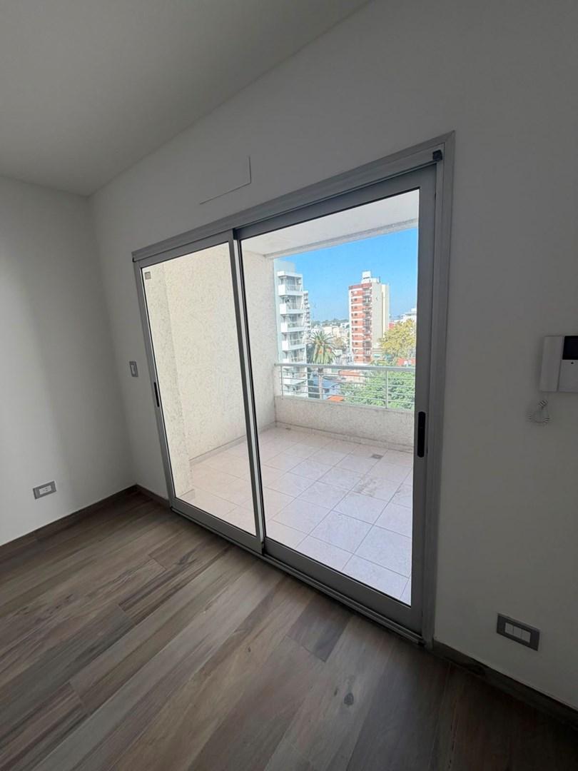 Foto de Departamento Semipiso en Venta en Lanús Oeste, Lanús, G.B.A. Zona Sur, imagen 1