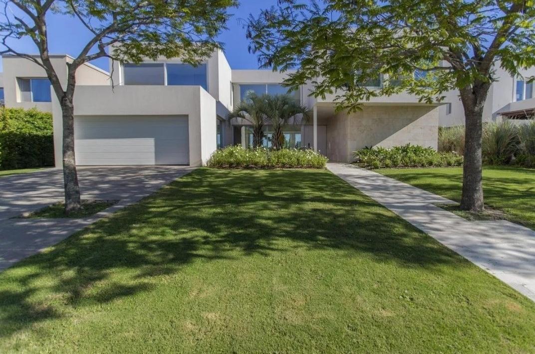 Foto de Casa en Venta en El Golf, Nordelta, Tigre, imagen 1