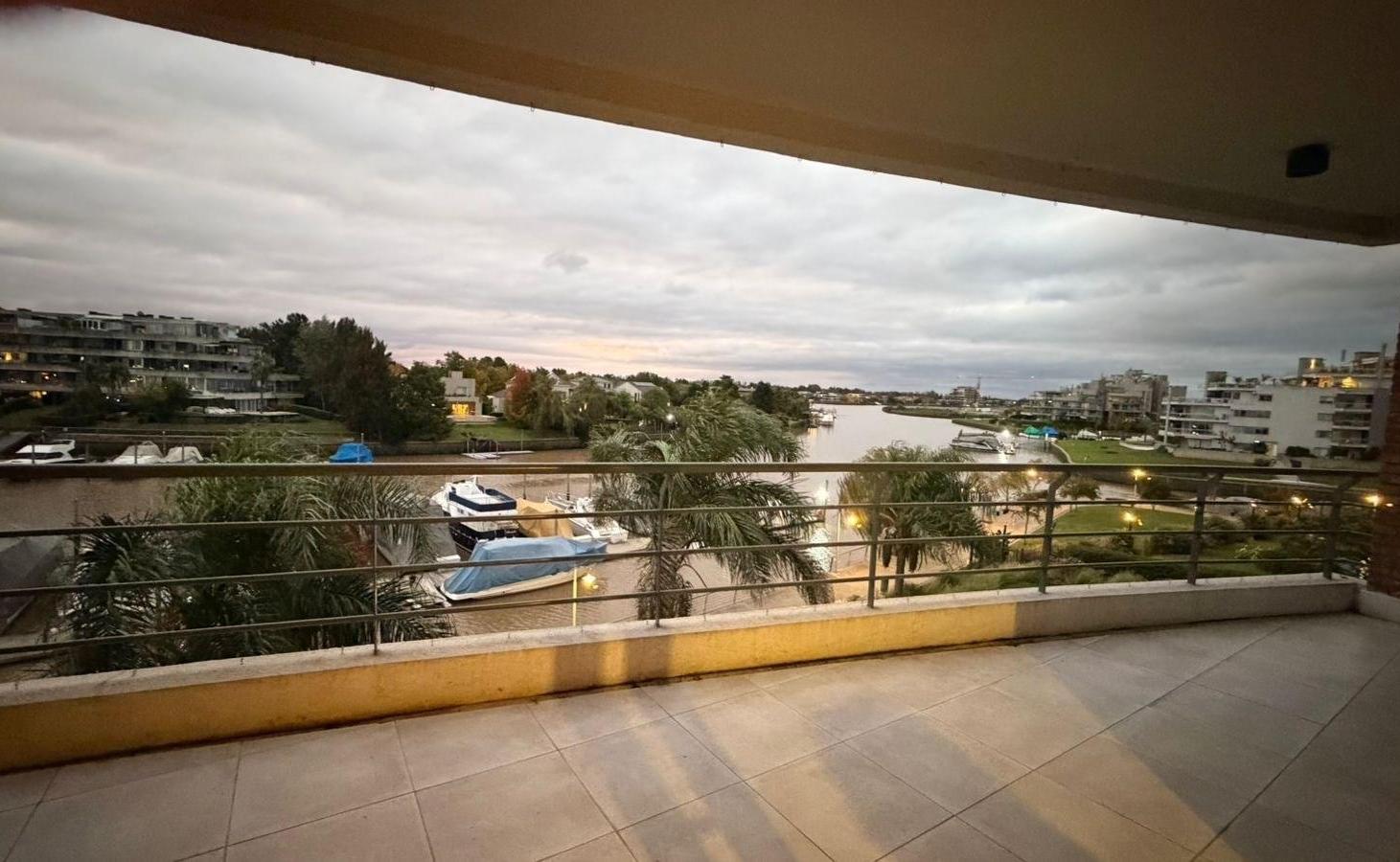 Foto de Departamento en Venta en Miradores de la Bahia, Nordelta, Tigre, imagen 1