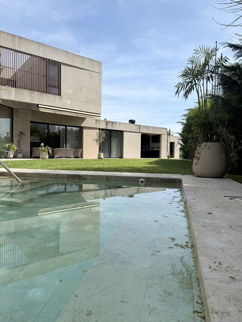 Foto de Casa en Alquiler en Las Golondrinas, Guillermo Enrique Hudson, imagen 3