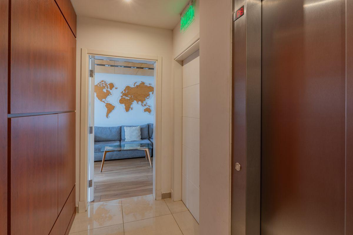 Foto de Departamento 3 ambientes en venta c/ cochera doble en Plaza Mitre, imagen 5