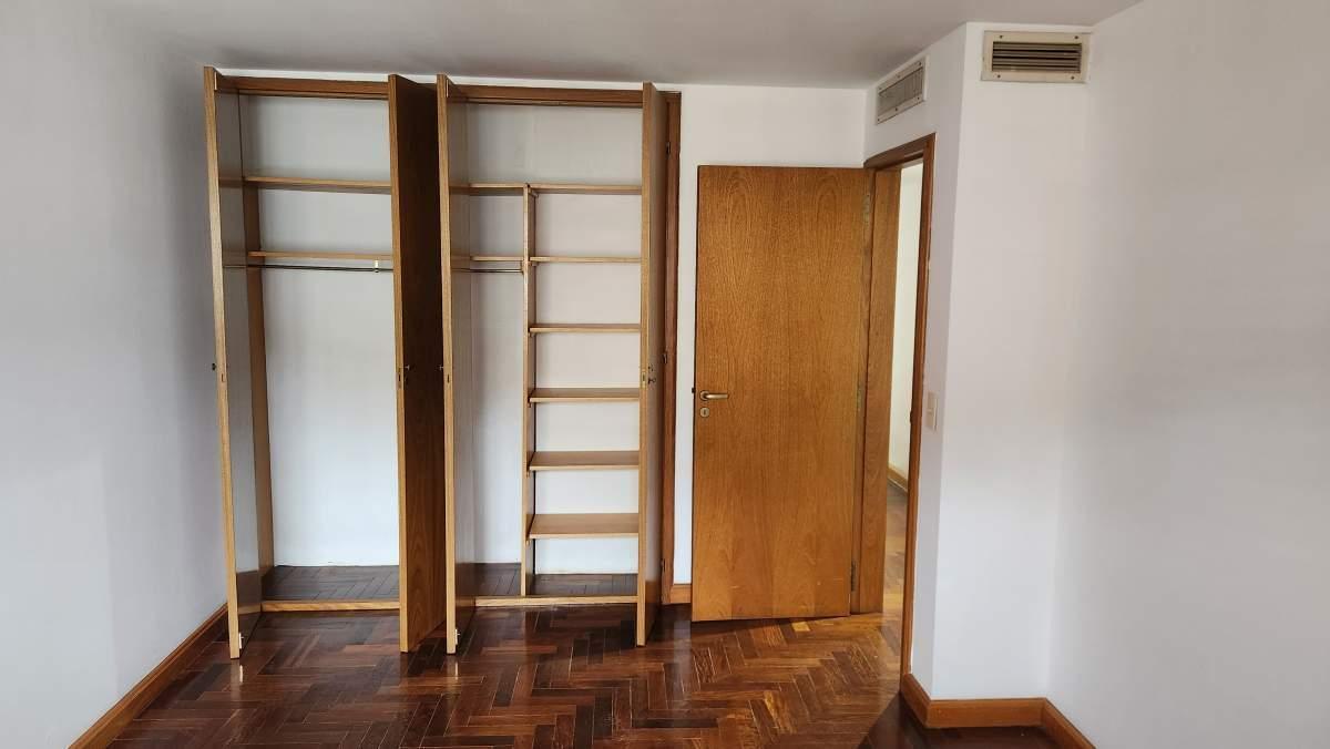 Venta Semipiso 3 Dorm. Sobre Yrigoyen Escritura Seguridad Categoria 5