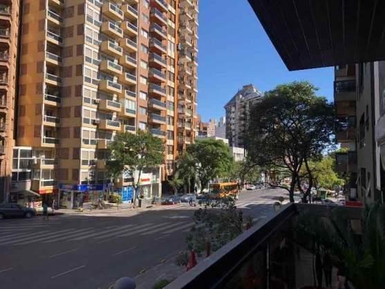 Venta Semipiso 3 Dorm. Sobre Yrigoyen Escritura Seguridad Categoria 2