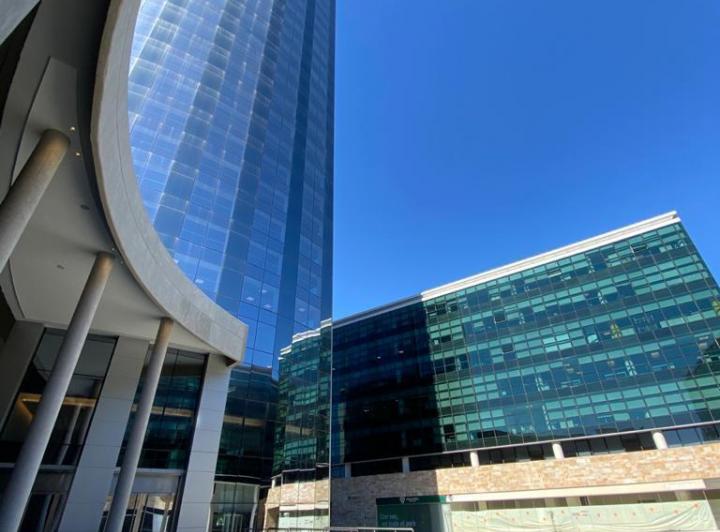ALQUILER oficinas AAA Distrito Capitalinas 150 y 165  m2 Torre Principal 1