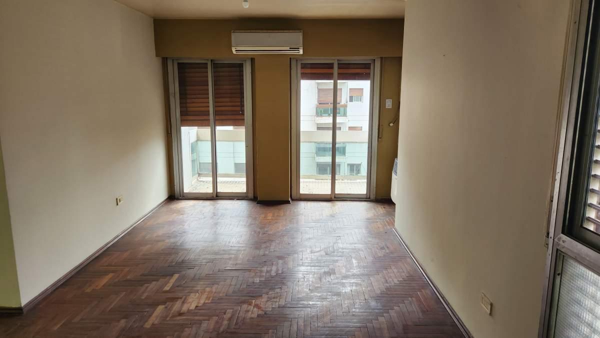 VENTA DEPARTAMENTO TRES DORMITORIOS CENTRO