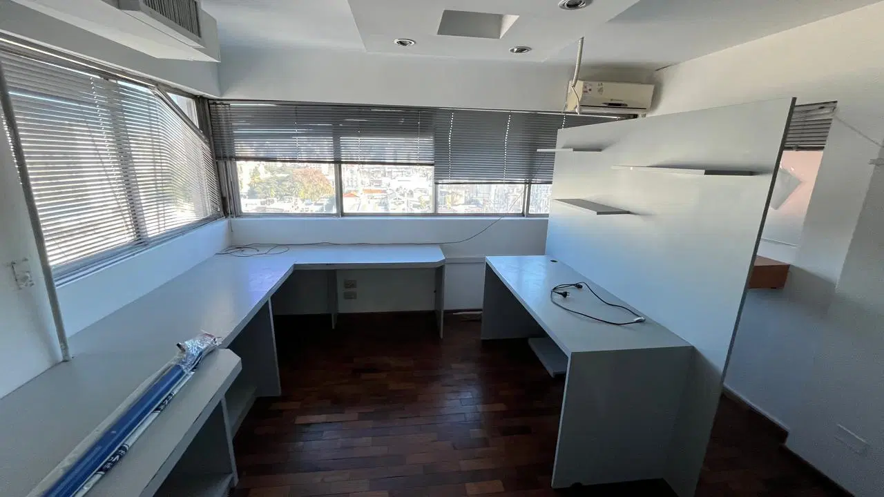 ALQUILER oficina Edificio de la Bolsa Piso alto 1