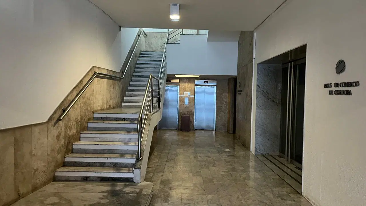ALQUILER oficina Edificio de la Bolsa Piso alto 3