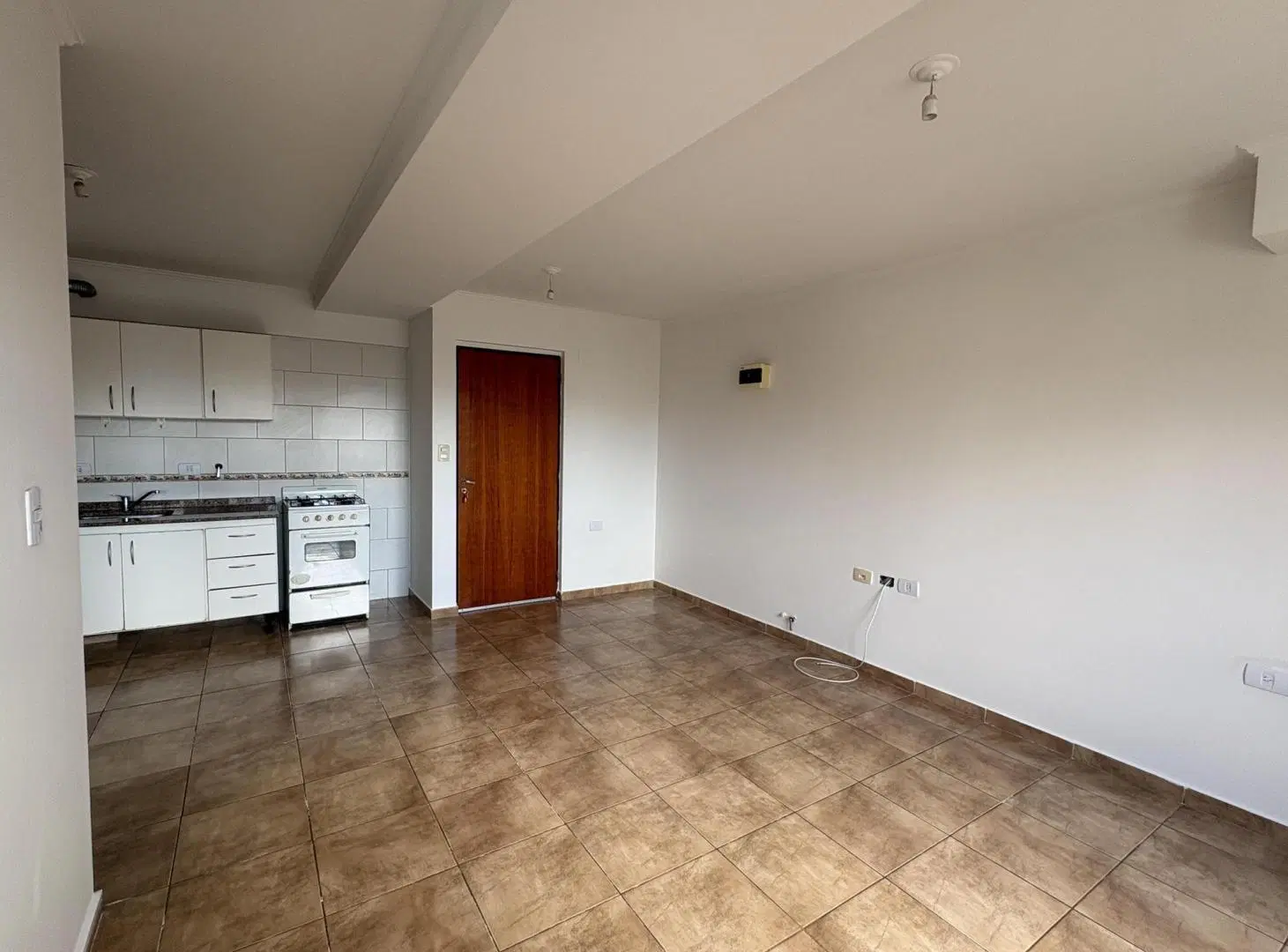 ALQUILER Depto Un Dormitorio Centro piso alto 4