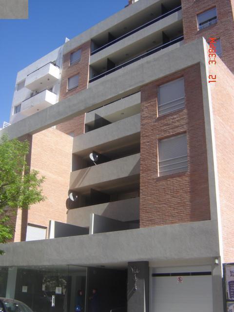 Alquiler Cochera Peredo 173 Nueva Córdoba