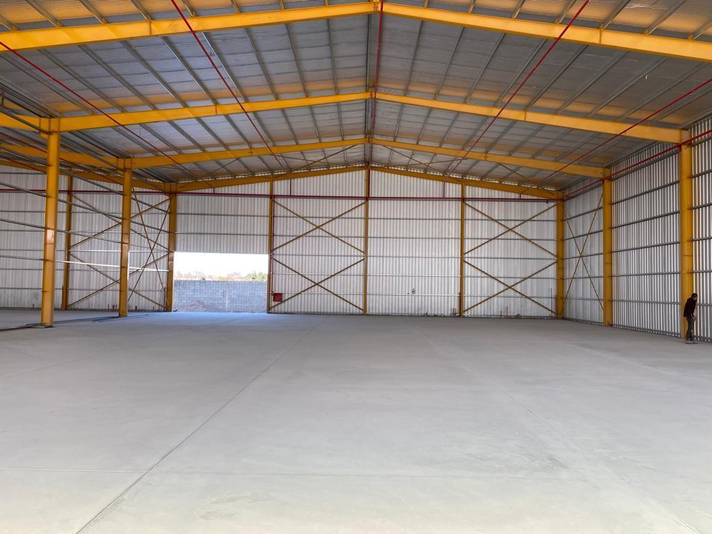 Foto de INTERFÁBRICAS Nave 1.000 a 2.000 m2 OFICINAS cRED seg 24hs IMPECABLE, imagen 3