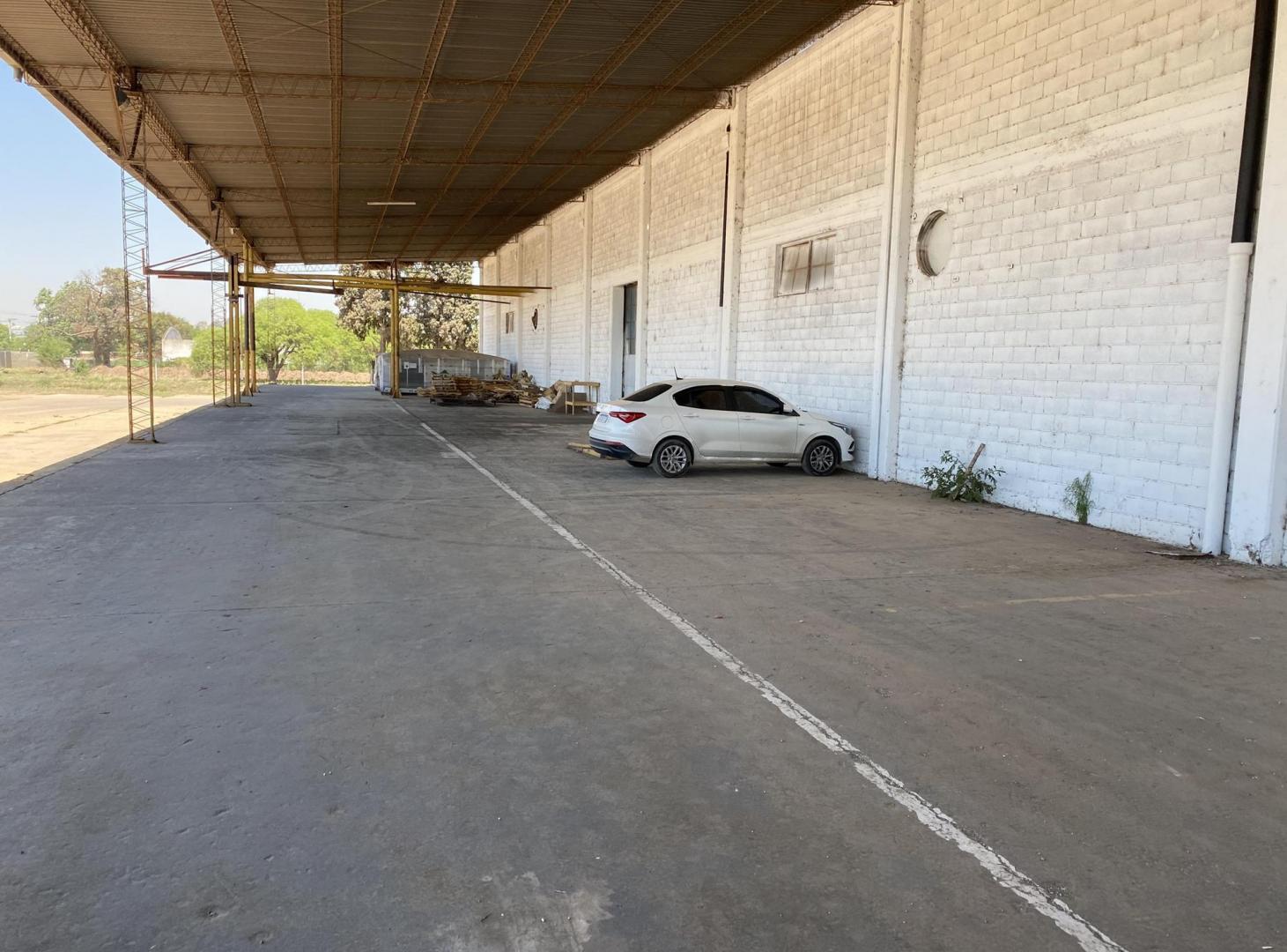 Foto de ALQUILER Nave INDUSTRIAL - LOGÍSTICA Ferreyra Seguridad 24hs, imagen 2