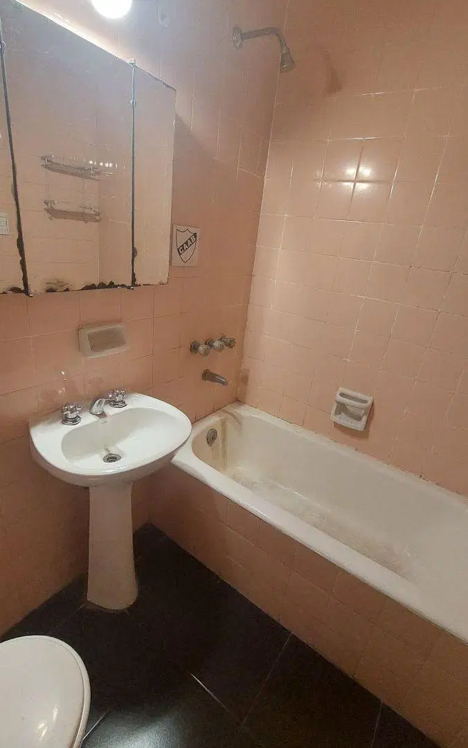 DEPARTAMENTO EN ALQUILER – 2 AMBIENTES EN FLORESTA 5